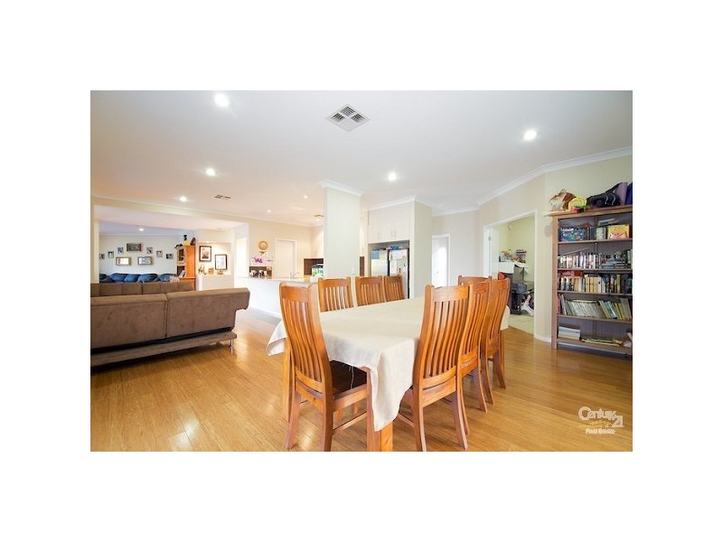 28 Explorers Way, Mount Cotton QLD 4165