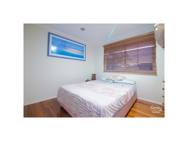 18 Weinam Street, Redland Bay QLD 4165