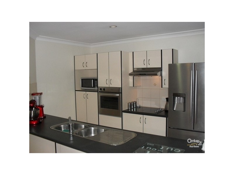 31 Adam Street, Cleveland QLD 4163