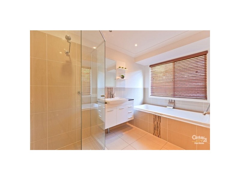 36 Riesling Street, Thornlands QLD 4164