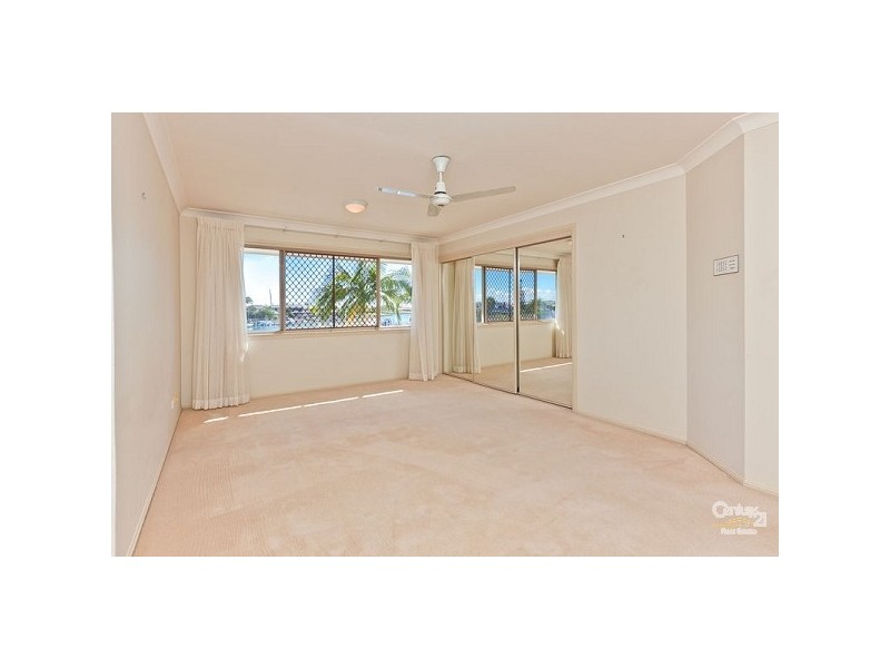 15 Mainroyal Crt, Raby Bay QLD 4163