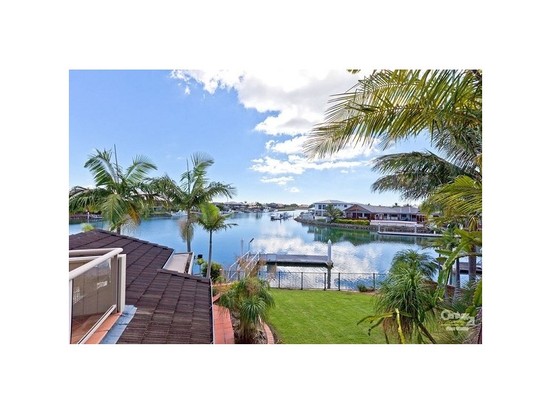 15 Mainroyal Crt, Raby Bay QLD 4163