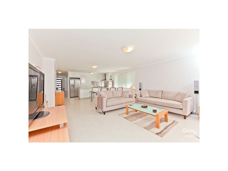 48 Whipbird Circuit, Victoria Point QLD 4165