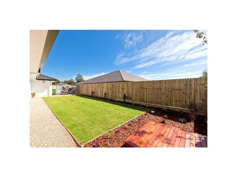 48 Whipbird Circuit, Victoria Point QLD 4165