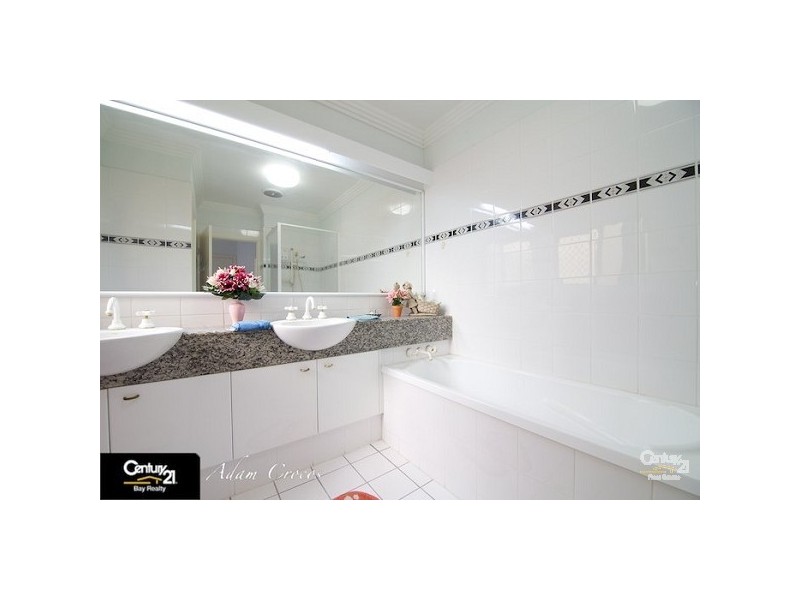 22/12 Esperance Ct, Raby Bay QLD 4163