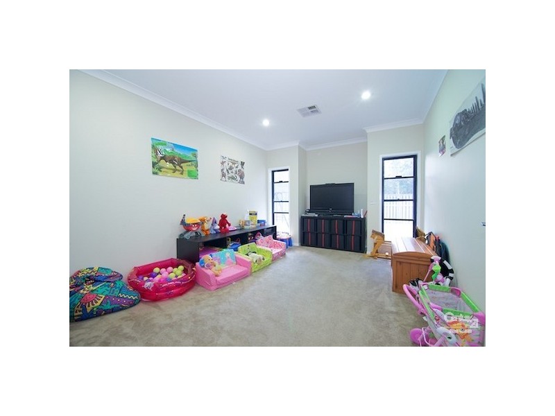 28 Explorers Way, Mount Cotton QLD 4165