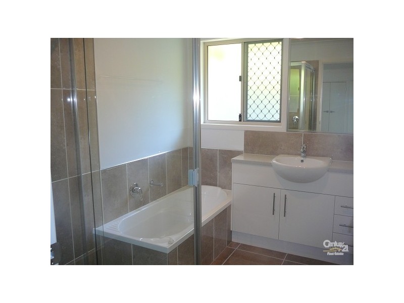 26 Starkey Street, Wellington Point QLD 4160