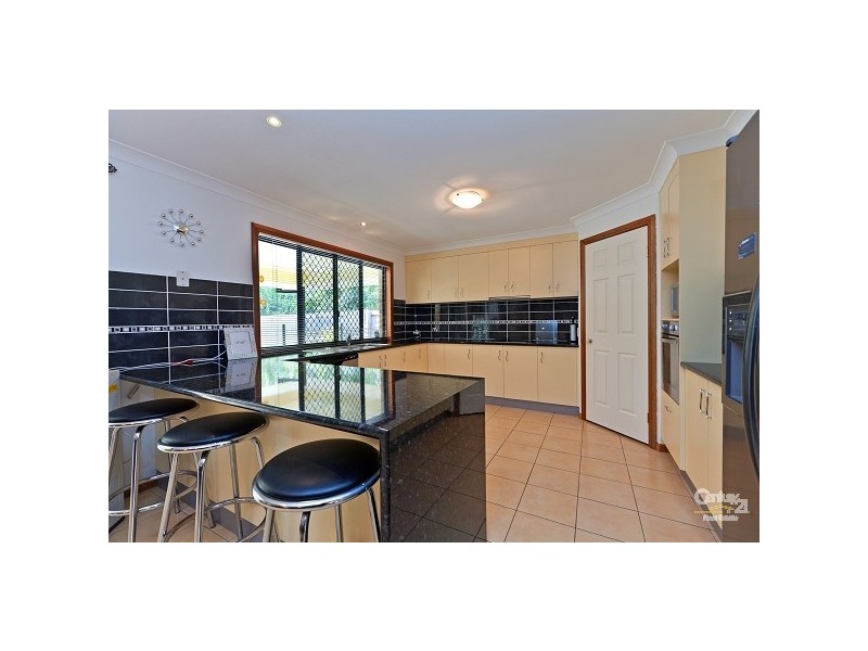 8 River Gum Place, Thornlands QLD 4164