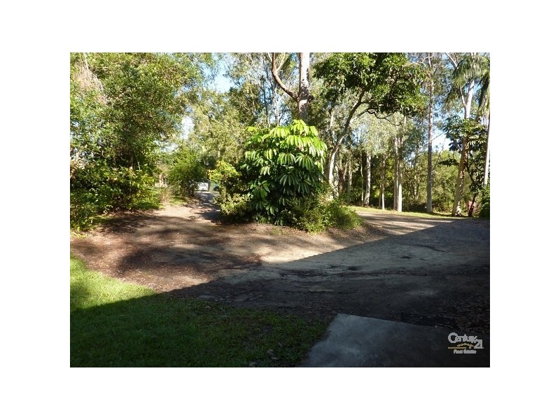 6 Azalea St, Redland Bay QLD 4165
