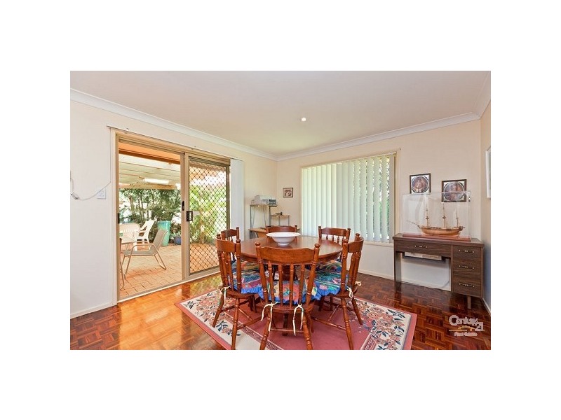 8 Skinner Avenue, Wellington Point QLD 4160