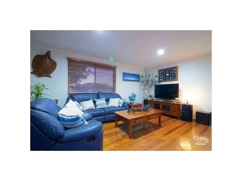 18 Weinam St, Redland Bay QLD 4165