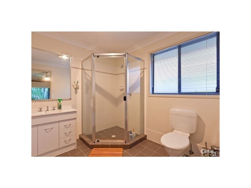 12 Glenbrook Avenue, Victoria Point QLD 4165