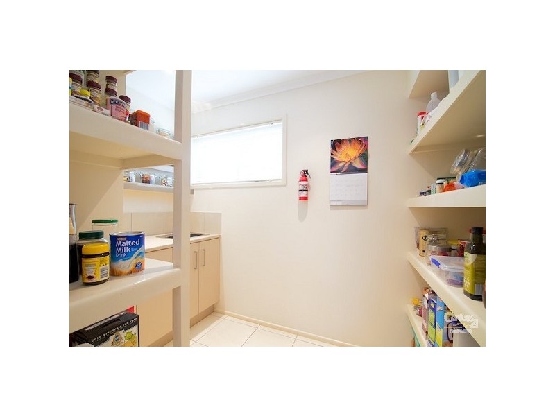 5 Gordonia Drive, Redland Bay QLD 4165