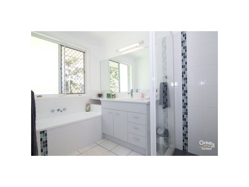 11 Silvara Cct, Capalaba QLD 4157