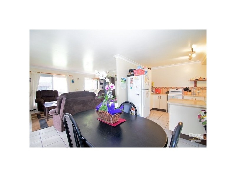 1 Wisteria Ct, Victoria Point QLD 4165