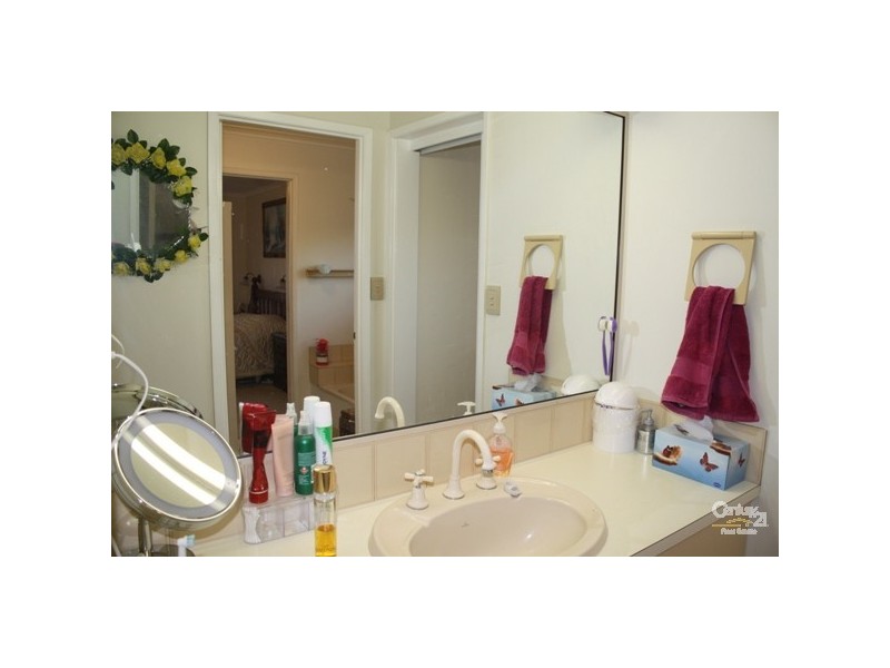 2/134 Middle St, Cleveland QLD 4163