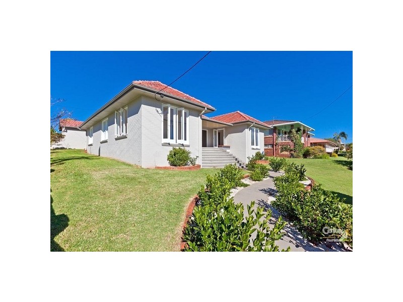 1 Dart Street, Redland Bay QLD 4165