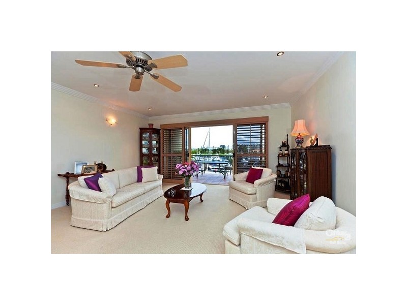 10/12 Esperance Court, Raby Bay QLD 4163