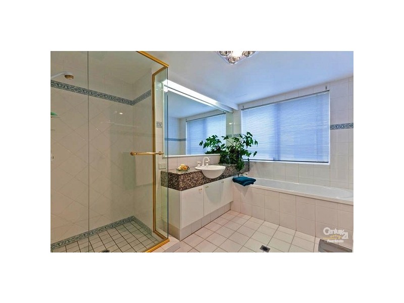 10/12 Esperance Court, Raby Bay QLD 4163