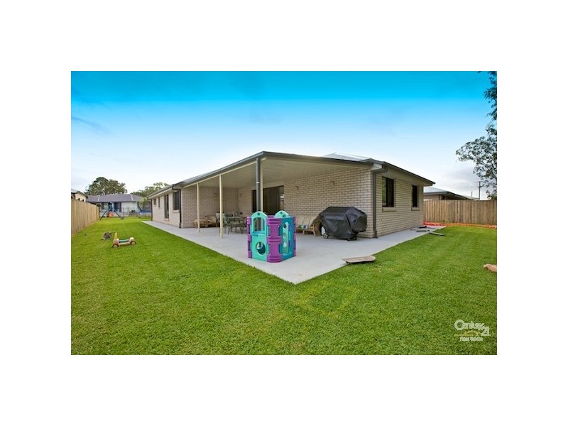 4 Cordia Cl, Redland Bay QLD 4165