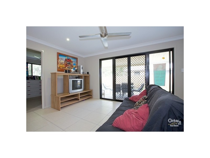 4 Cordia Cl, Redland Bay QLD 4165
