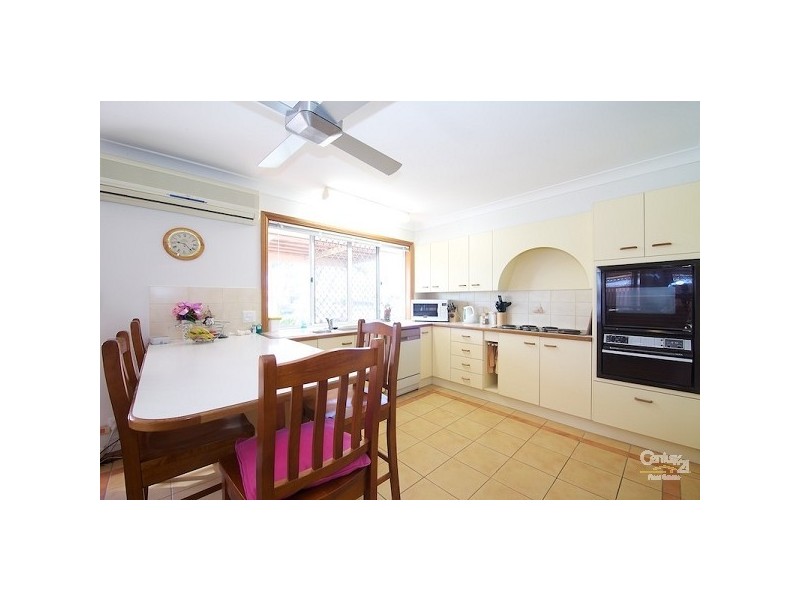 11 Bollard Ct, Raby Bay QLD 4163