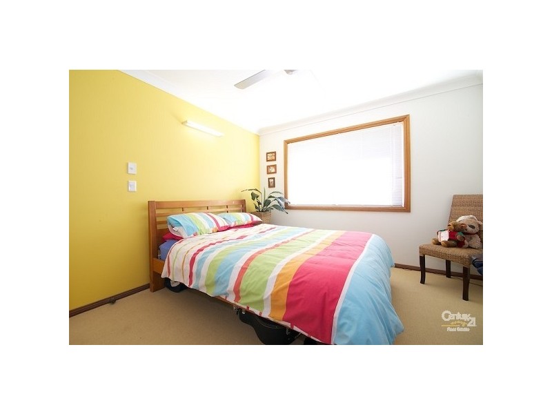 11 Bollard Ct, Raby Bay QLD 4163