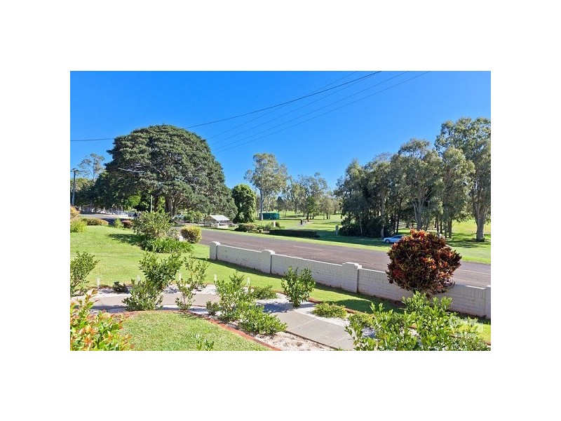 1 Dart Street, Redland Bay QLD 4165