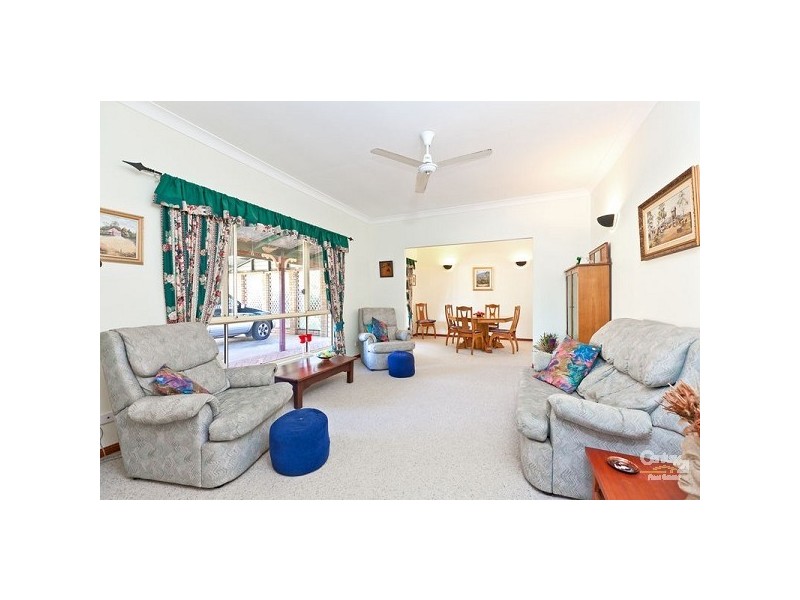5 Peggy Pl, Victoria Point QLD 4165