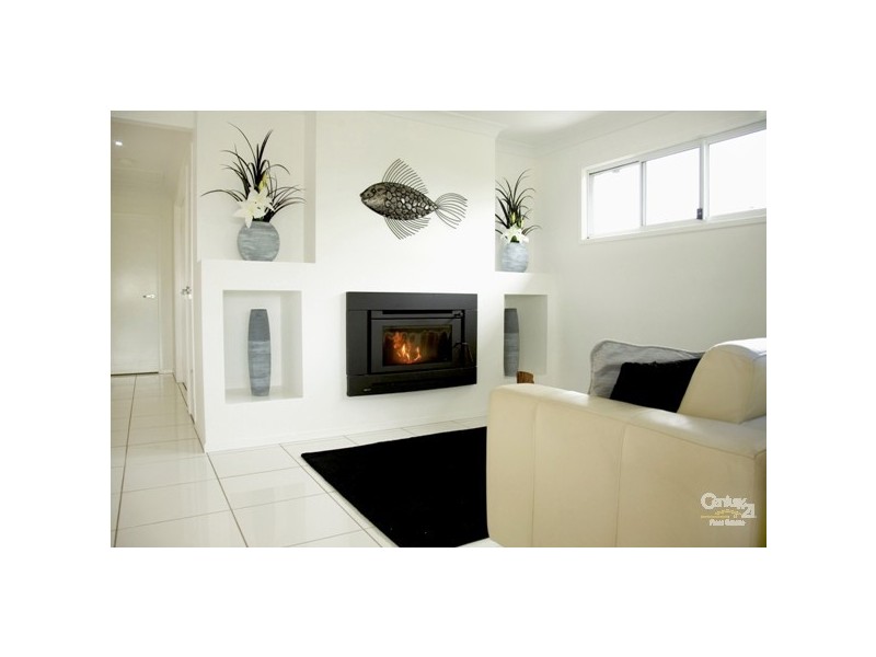 15 Wellesley St, Wellington Point QLD 4160