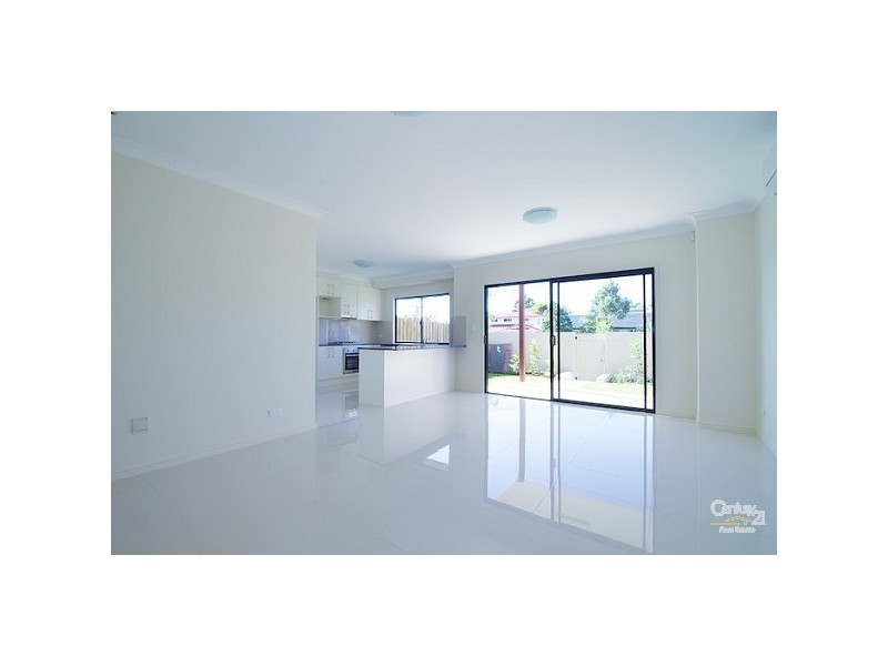 2/65 Queen Street, Cleveland QLD 4163