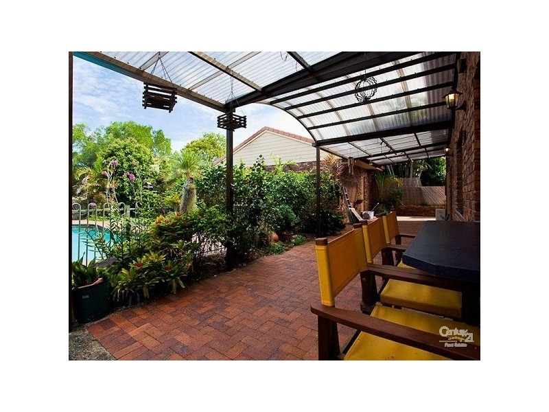 4 Waterford Crescent, Ormiston QLD 4160