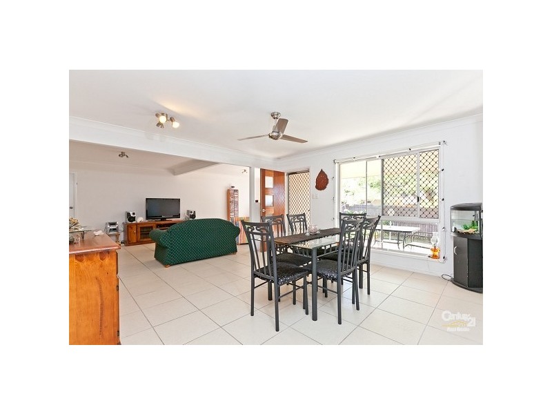 25 Werong Crescent, Cleveland QLD 4163