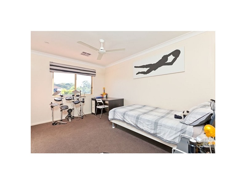 2 Nautilus Drive, Ormiston QLD 4160