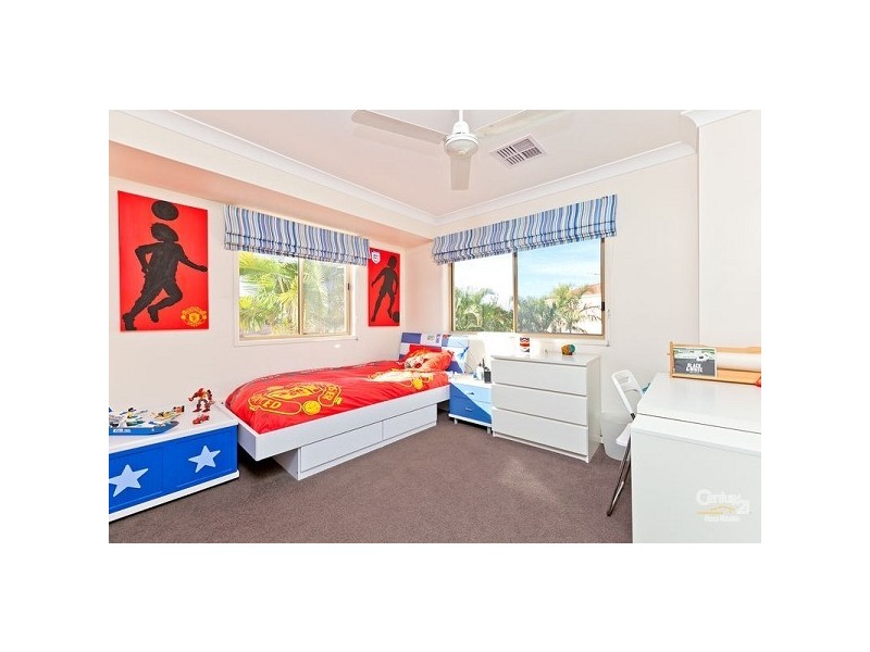 2 Nautilus Drive, Ormiston QLD 4160