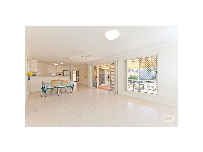 11 Lamb Cls, Victoria Point QLD 4165