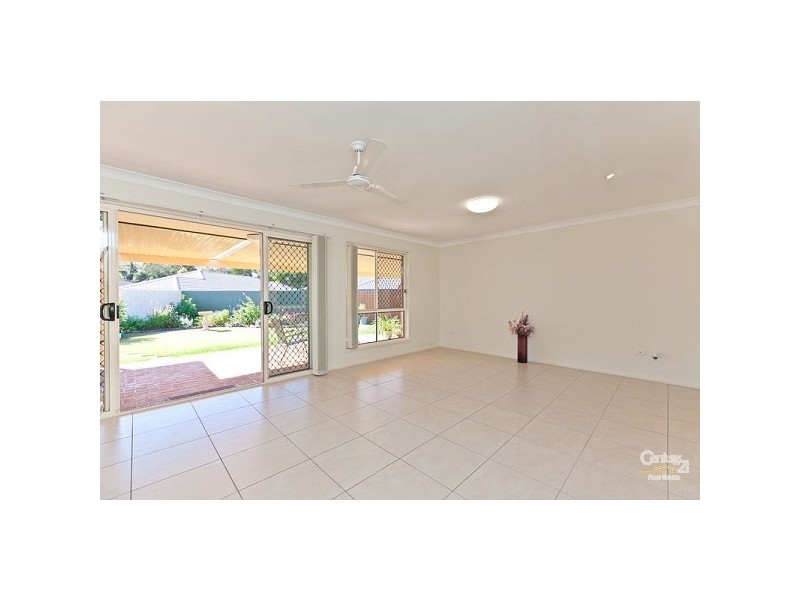 11 Lamb Cls, Victoria Point QLD 4165