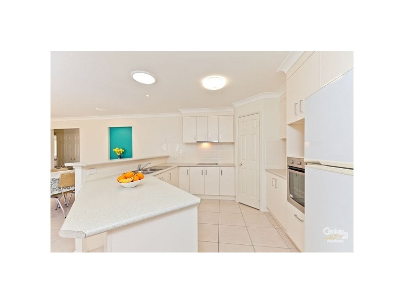 11 Lamb Cls, Victoria Point QLD 4165