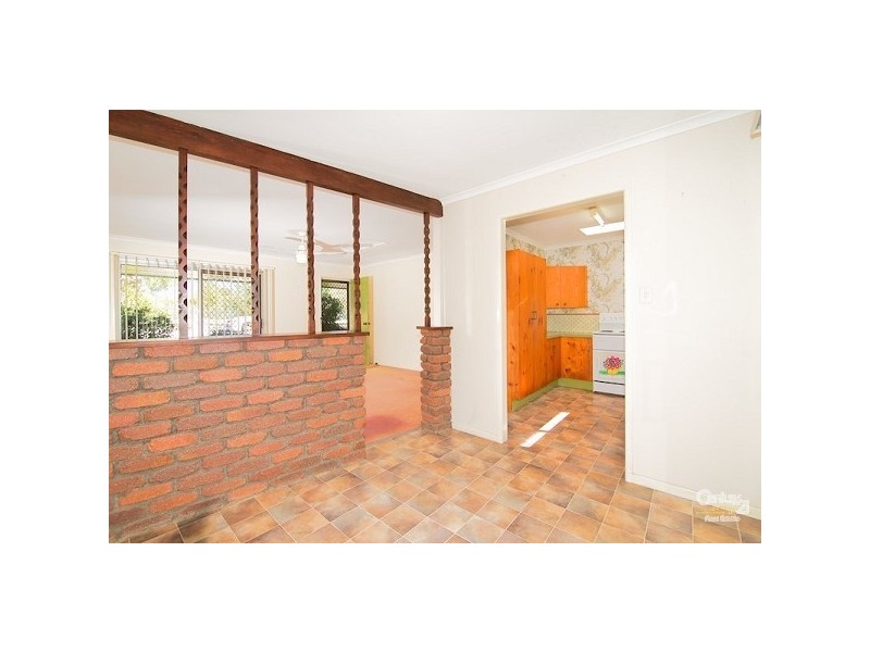 237 Railway Pde, Thorneside QLD 4158