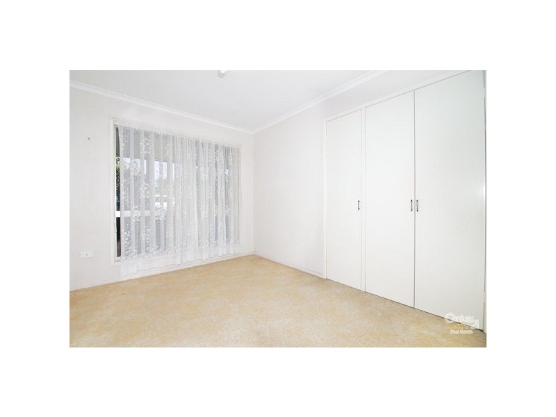 237 Railway Pde, Thorneside QLD 4158