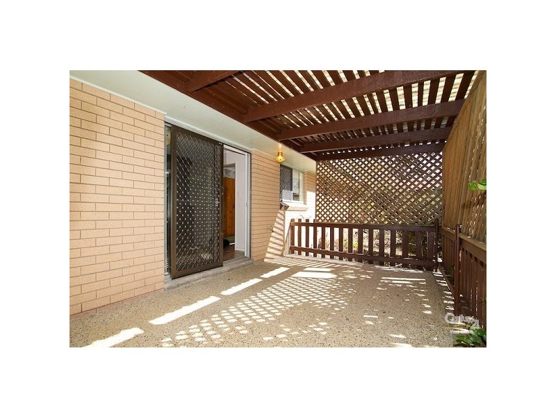 237 Railway Pde, Thorneside QLD 4158