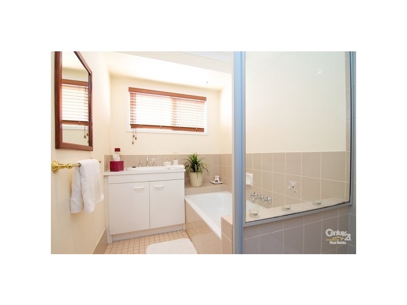 74 Benfer Road, Victoria Point QLD 4165