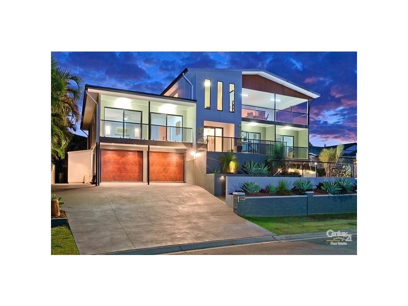 16 The Rampart, Redland Bay QLD 4165