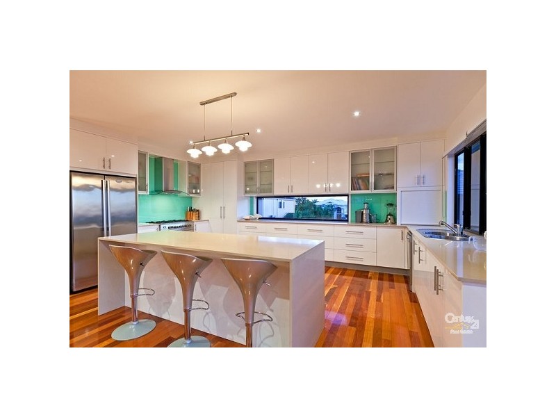 16 The Rampart, Redland Bay QLD 4165