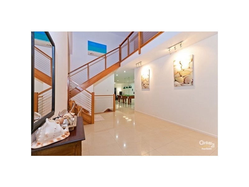 16 The Rampart, Redland Bay QLD 4165