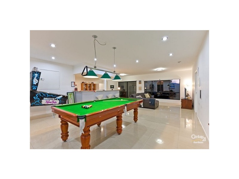 16 The Rampart, Redland Bay QLD 4165