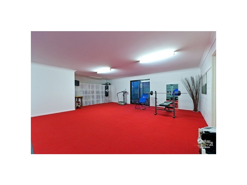 16 The Rampart, Redland Bay QLD 4165