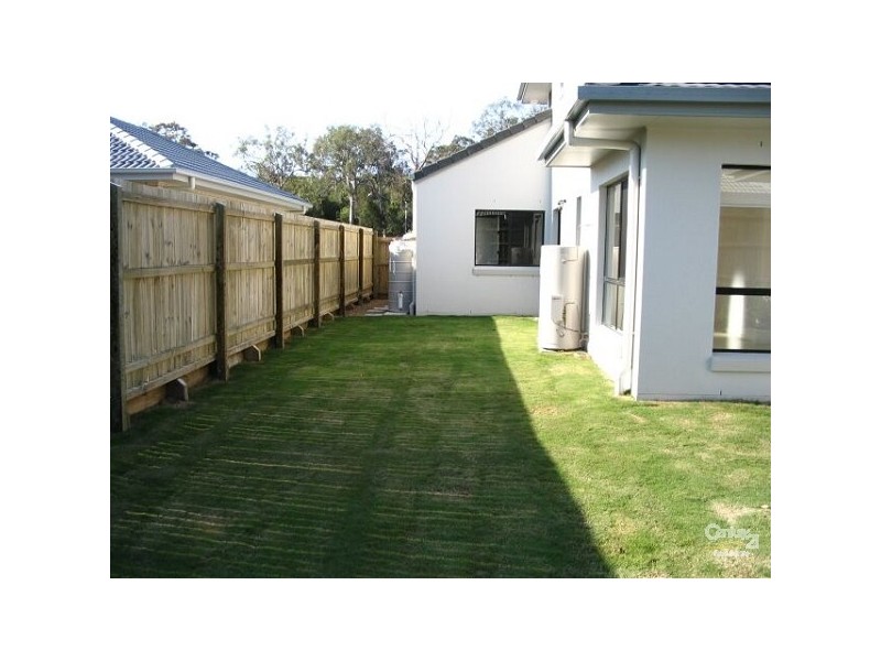 16 Azure Ave, Redland Bay QLD 4165