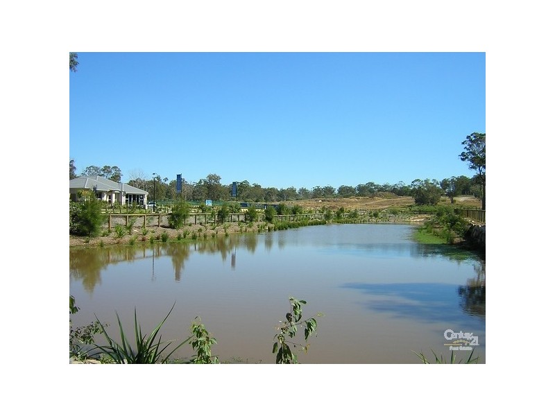 16 Azure Ave, Redland Bay QLD 4165