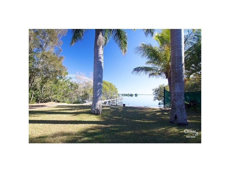 116 Palm Beach Road, Russell Island QLD 4184